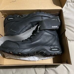 Reebok Men's Black Leather Boots